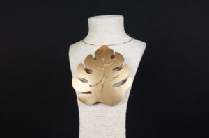 Collier feuille tropicale